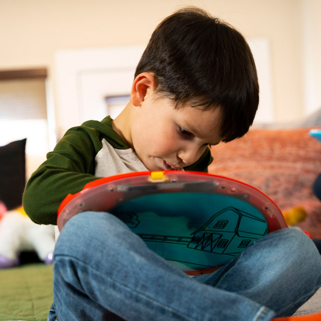 Play n' Trace™ Adventures Drawing Kit - Farm Friends