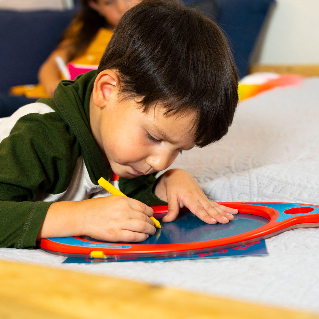 Play n' Trace™ Adventures Drawing Kit - Space Adventure