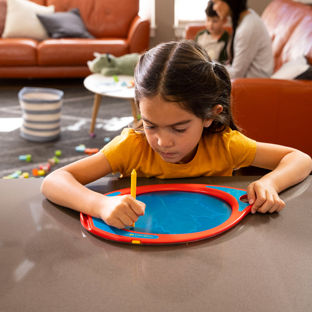 Play n' Trace™ Kids Drawing Kit